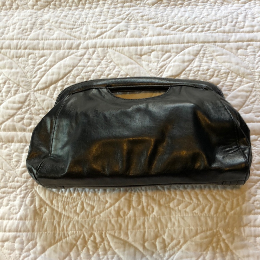 Black Clutch - Picture 3 of 5